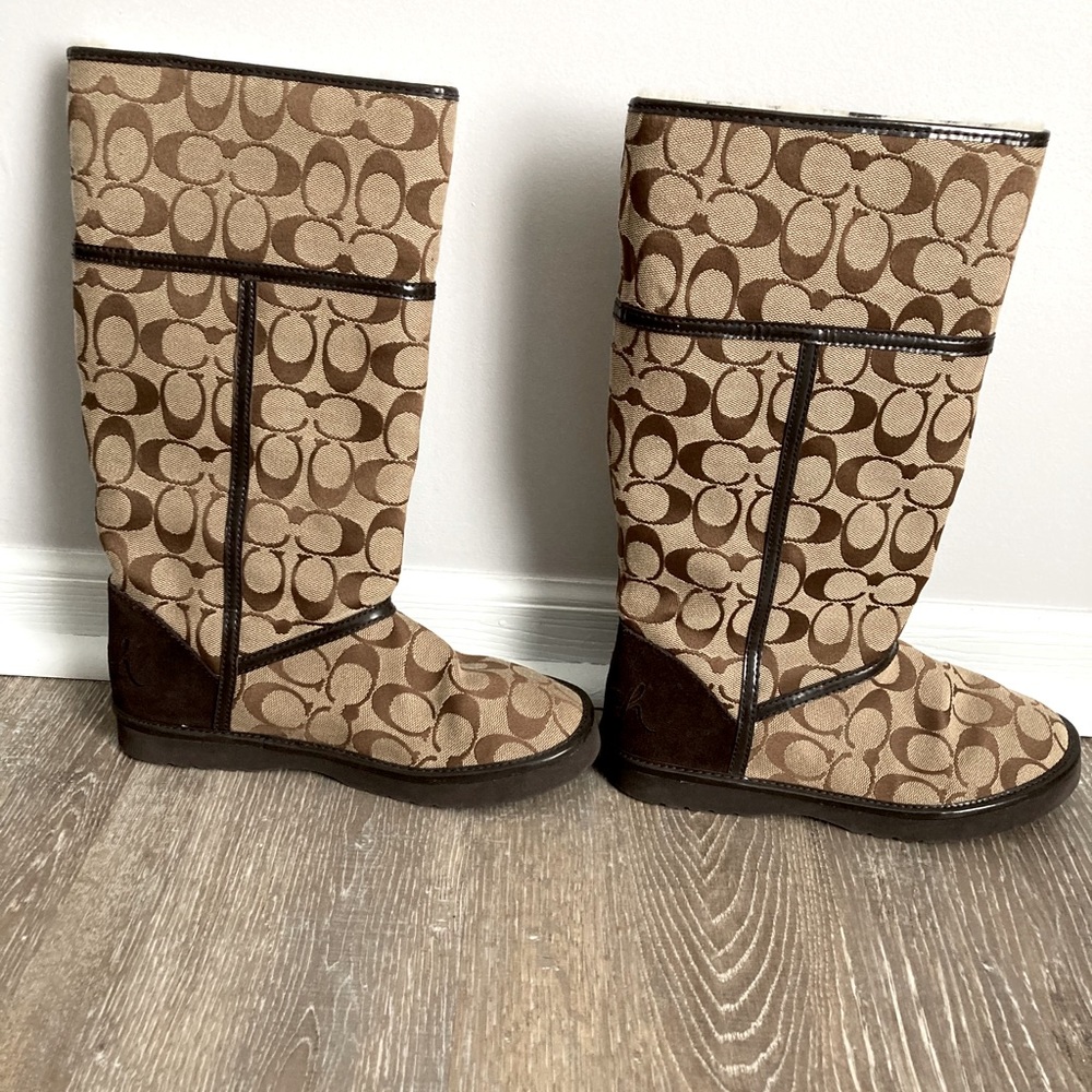 Coach boots